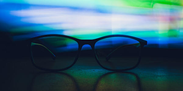 Meta smart glasses and privacy: How to spot the risks of public recording A