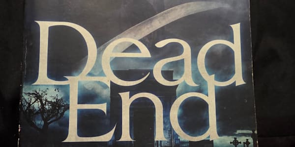 Dead End Zach and Emily are exploring downtown New Orleans on