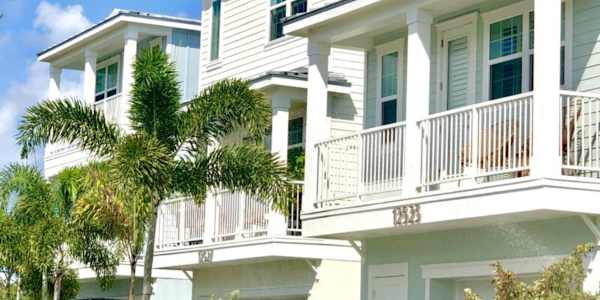 Hunter's Point A net-zero waterfront community in historic Cortez.Nestled