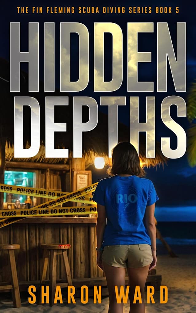 Hidden Depths (The Fin Fleming Scuba Diving Mystery Series, #5)
