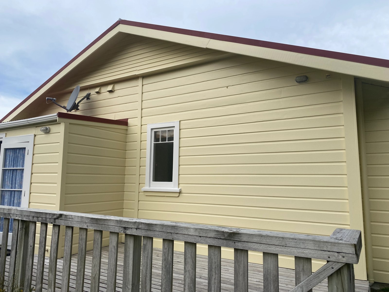 Western Lake Road gallery image