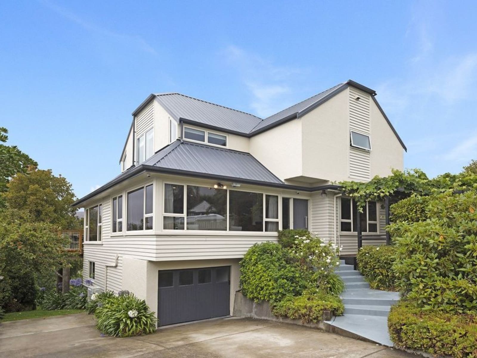 Exterior House Colour Schemes