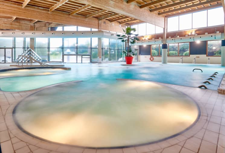 Bain à remous thalasso Atlanthal Anglet - balnéothérapie eau de mer Pays Basque