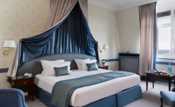 Chambre Hôtel Barrière Le Royal Deauville - thalasso Normandie