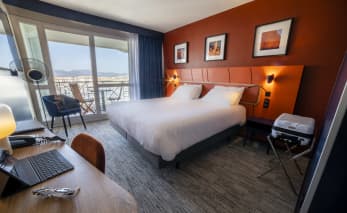 Chambre Mercure Port Frejus - thalasso Méditerranée