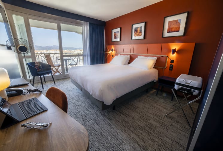 Chambre Mercure Port Frejus - thalasso Méditerranée