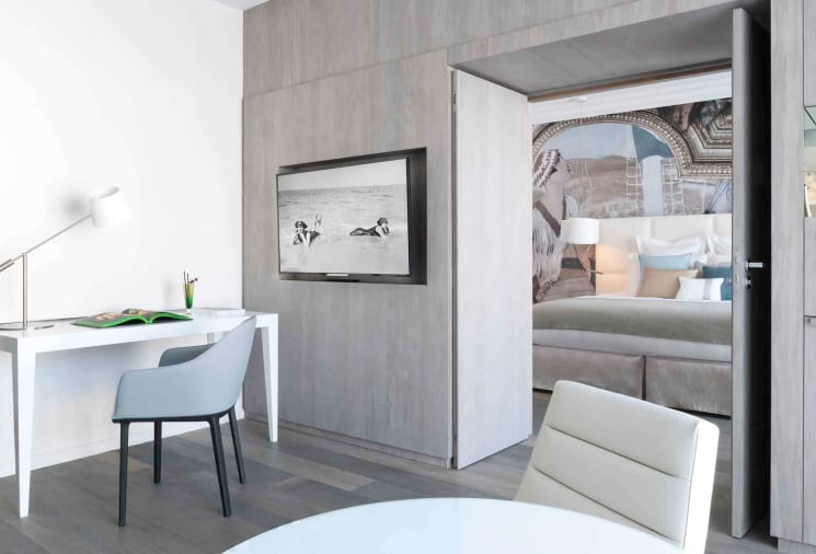 Chambre Suite vue mer partielle Cures Marines Hotel Trouville MGallery Collection Trouville-sur-Mer - chambre Normandie