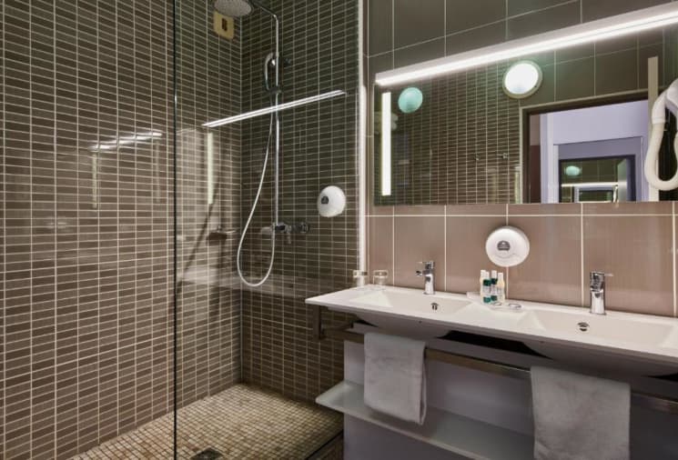 Salle de bain chambre Atlanthal Anglet 4* - hôtel thalasso Pays Basque Côte Basque