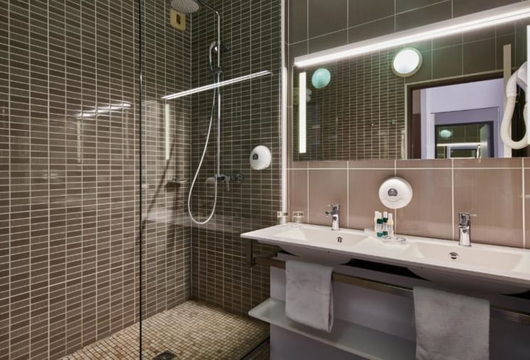 Salle de bain chambre Atlanthal Anglet 4* - hôtel thalasso Pays Basque Côte Basque