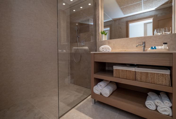 Salle de bain Palasiet Clinic & Hotel 4 benicassim - chambre Espagne