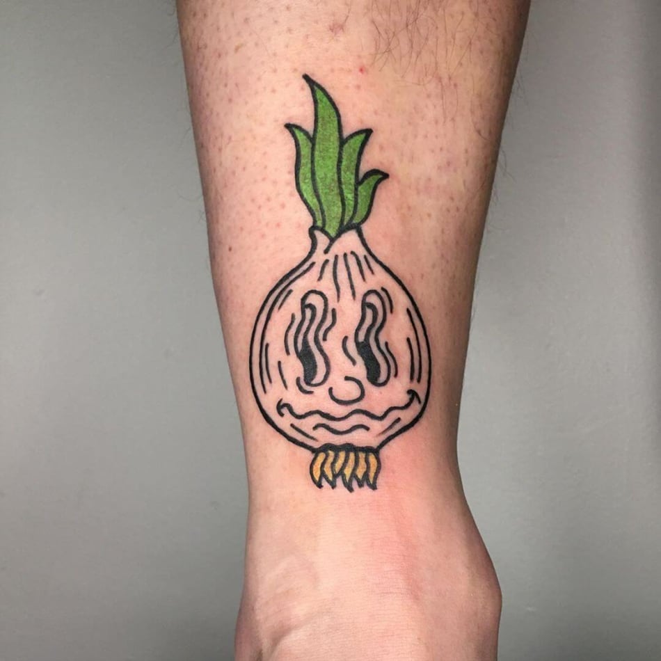 glitched distorted onion tattoo by Androidoh