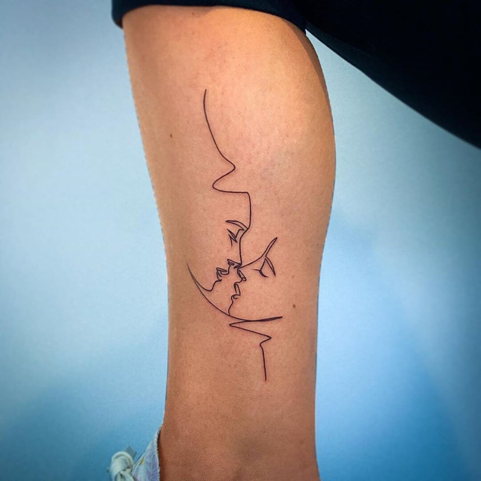 minimal linework kissing tattoo by Chloe