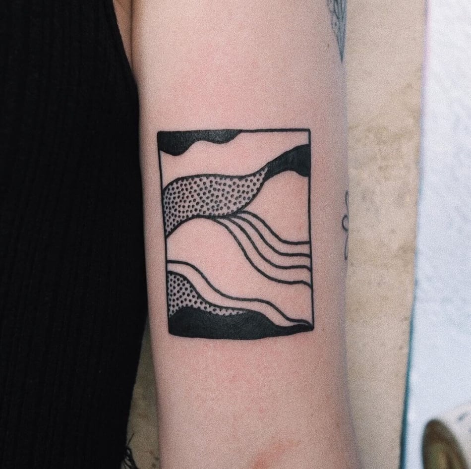 abstract linework tattoo by Deuxpointzero