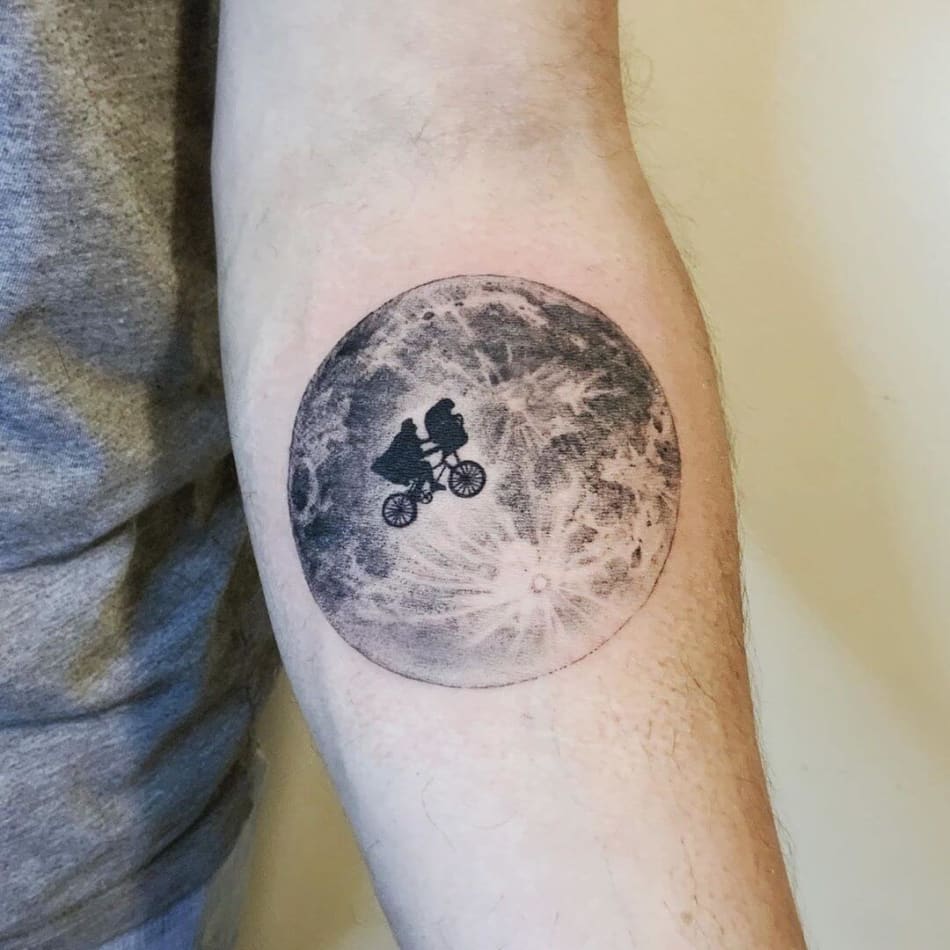 E.T.'s legendary moon scene tattoo tattoo