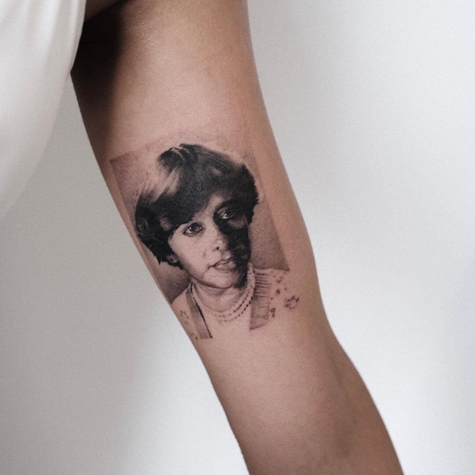 mother portrait singleneedle tattoo by Ego Romantic