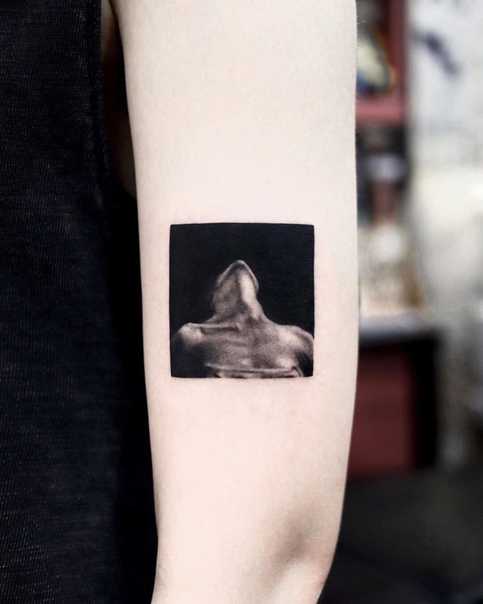 Woman leaning back black and white tattoo by Yeono