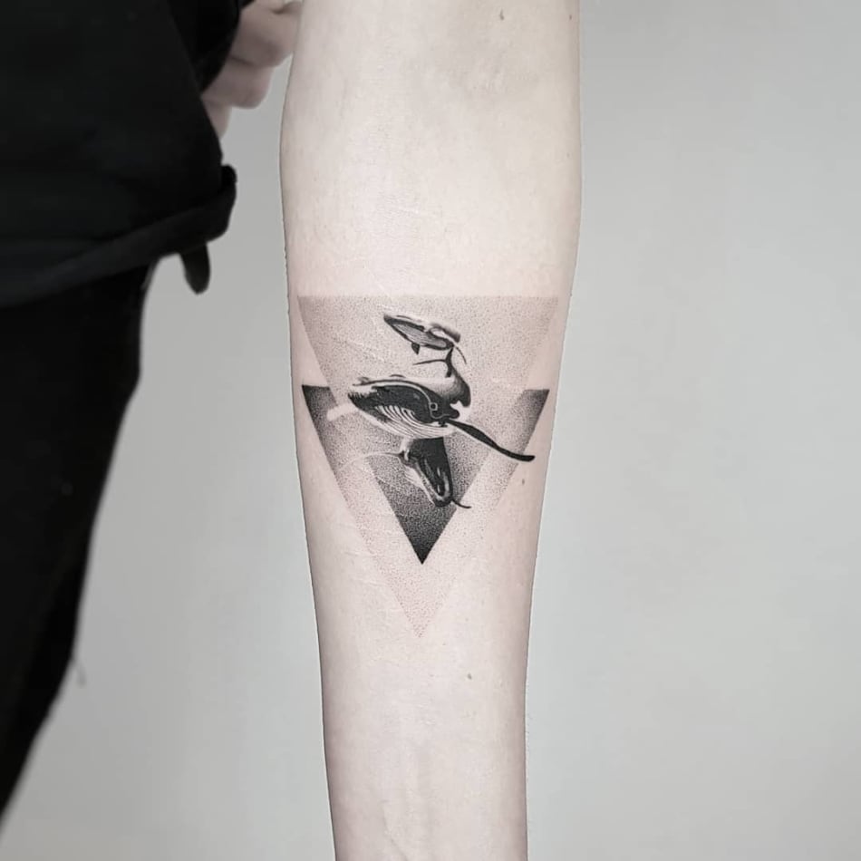 Thommesen Ink Whale Sea Tattoo