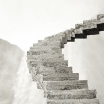 ZUHAUSE – Roman, mit Fotos