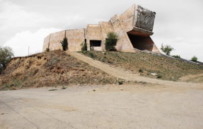 Eccentric Structures in Eastern Europe