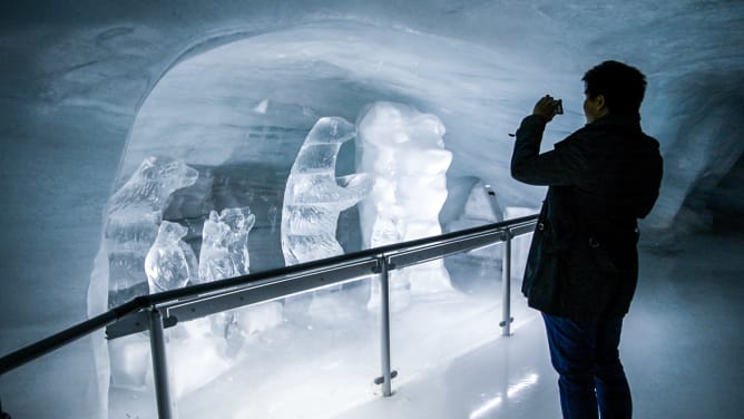 Inside the Aletsch ice, Jungfraujoch