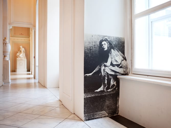 Elektra. Wall Exposure after Madame D’Ora. 1915/2014. 143 x 65 cm + buttocks. Albertina Vienna.