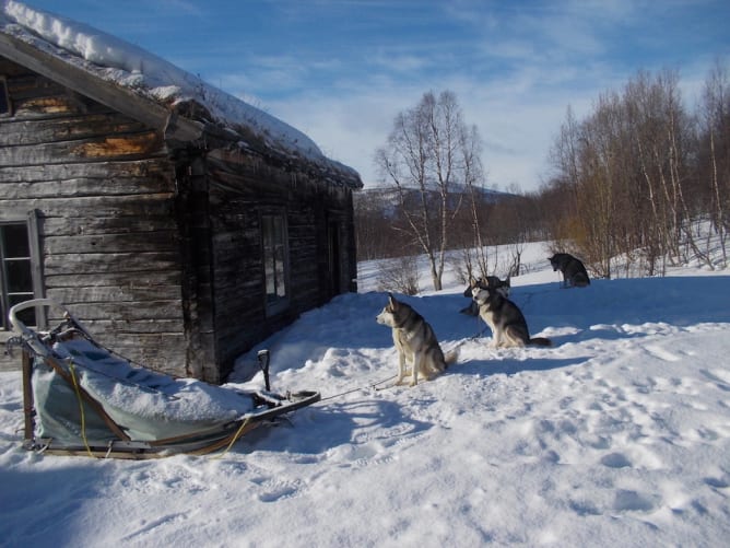 Having a rest behind an abandoned hut