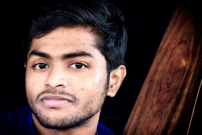 Sangram Mokhopadhyay, from Kolkata, 21 years old, dance: waacking, house