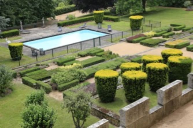 Jardin italien et piscine