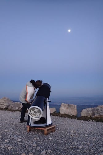 Observation de la Lune à Chasseral