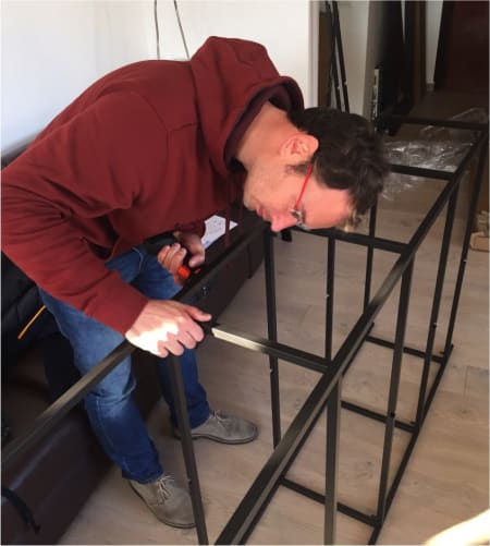 Croqqer assembling furniture