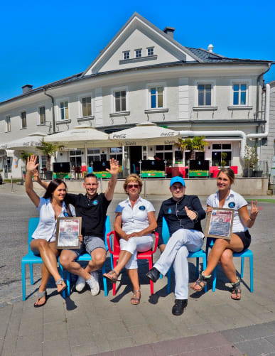 Belebt nicht nur den Gaumen, sondern auch das Zentrum. Cafe Teufner