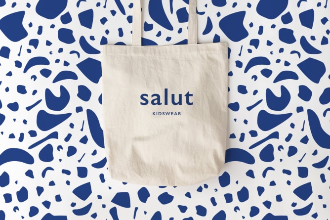 the tote bag to pack your picnic, your swimwear or just a load full of pampers