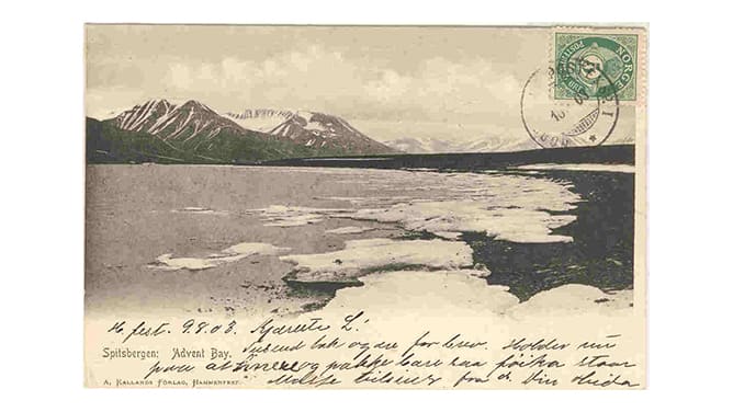 Reward «The Spitsbergen Set I»: Along with the book, you will receive a vintage postcard from Spitsbergen.