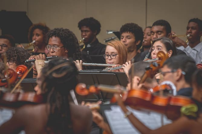 Le YOBA (Youth Orchestra of Bahia)