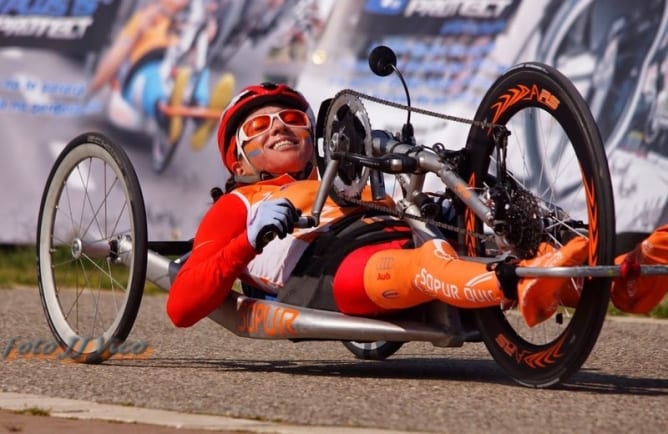 Silke Pan, Handbike-Vize-Meisterin der Welt und Autorin des Buches «Um neue Höhen zu erreichen», Aigle (VD)