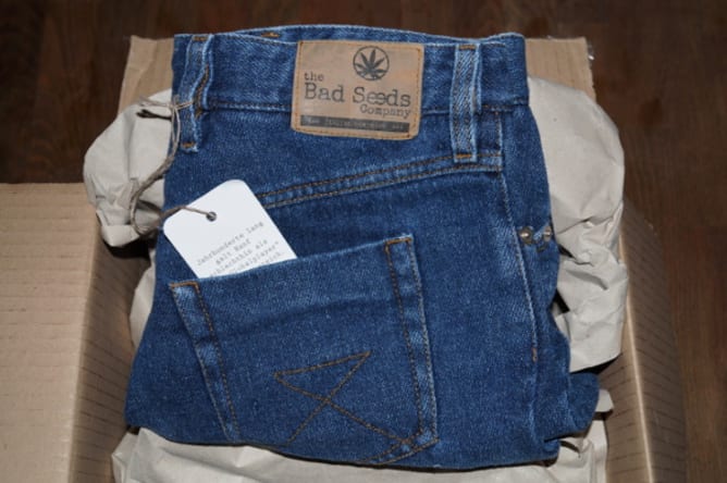Jeans bereit für den Versand