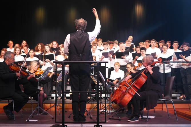 Chorkonzert mit Peter Appenzeller (2018)