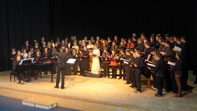 Chorprojekte mit dem Regionalen Jugendchor haben eine lange Tradition - hier 2013 mit dem Thema «Tannhäuser»