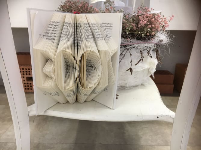 This is how we recycle books