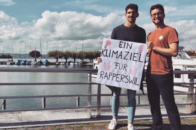 Andreas und Tobias fordern ein klimaneutrales Rapperswil-Jona bis 2040.