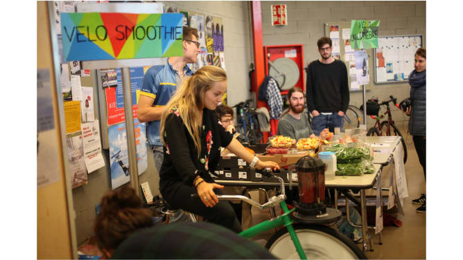 Kreativität ist auch gefragt, wie hier bei diesem Velo-Smoothie