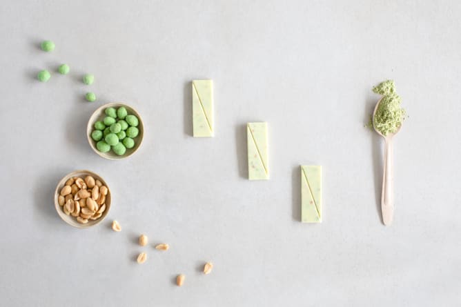 Muditā (white chocolate 36% made with Swiss milk and Swiss sugar, peanuts and wasabi)