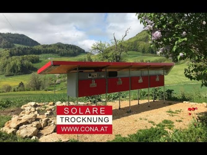 Solare professionelle Früchtetrocknung und Kräutertrocknung CONA bei Fam. Stuber - Schweiz