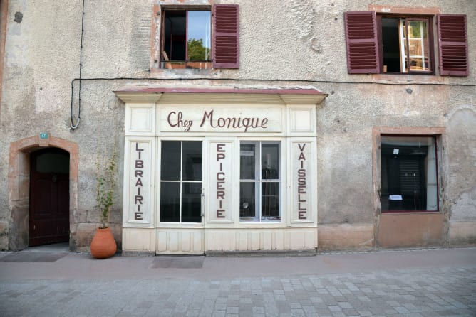 Former shop can now be used as a studio and exhibition space