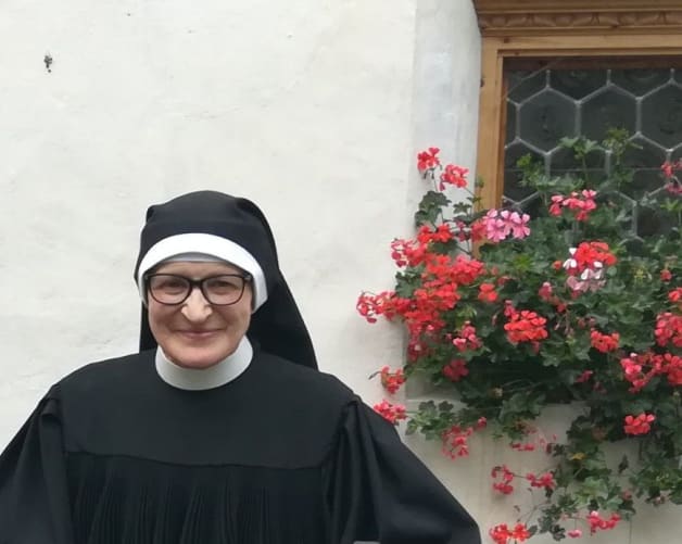 Priorin Sr. Aloisia Steiner vom Kloster St. Johann in Müstair