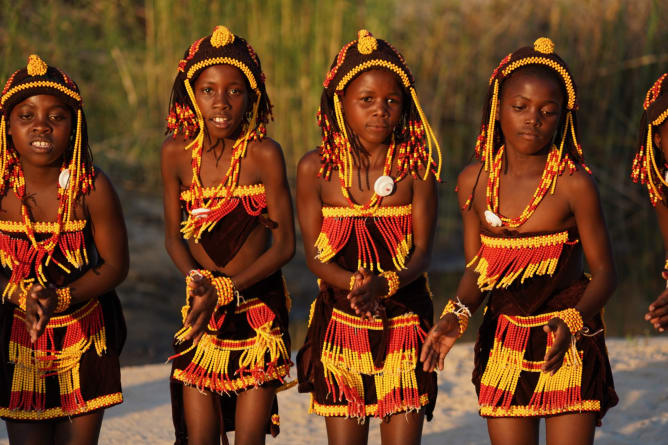 Cultural Dancers.