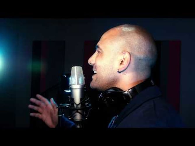 QUE LOCURA - Roby (Roberto Pulido) - Video Promocional