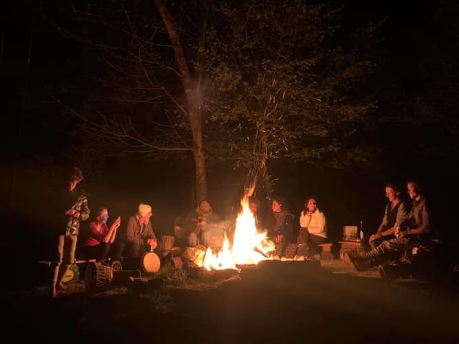 jamsession at the campfire