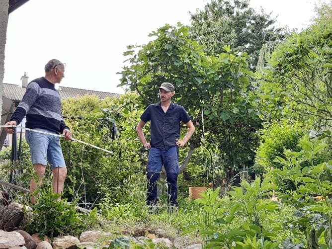 Préparation des travaux pour l'installation de la roulotte 