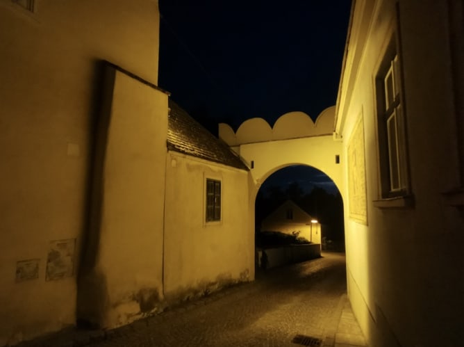 Drosendorf_bei_Nacht (unser Haus links mit Fenster)